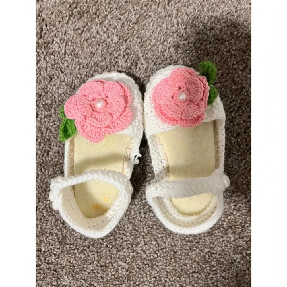 Handmade Crochet Baby Sandals White Pink Flower Pearl Girls Shoes Newborn‎